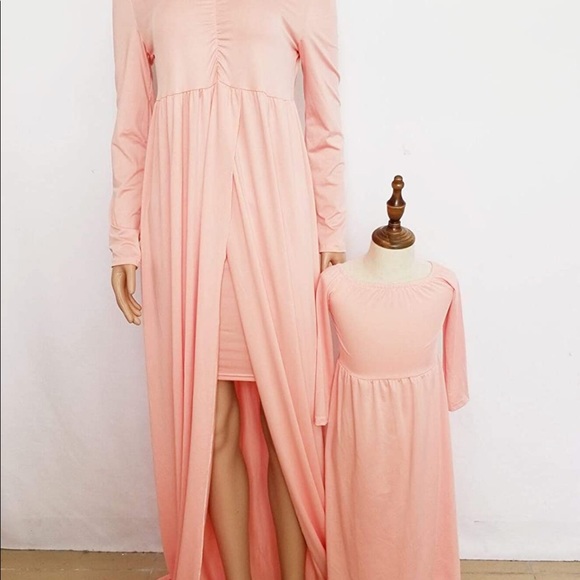 Pink Mommy and Me maternity outfits - Picture 2 of 5